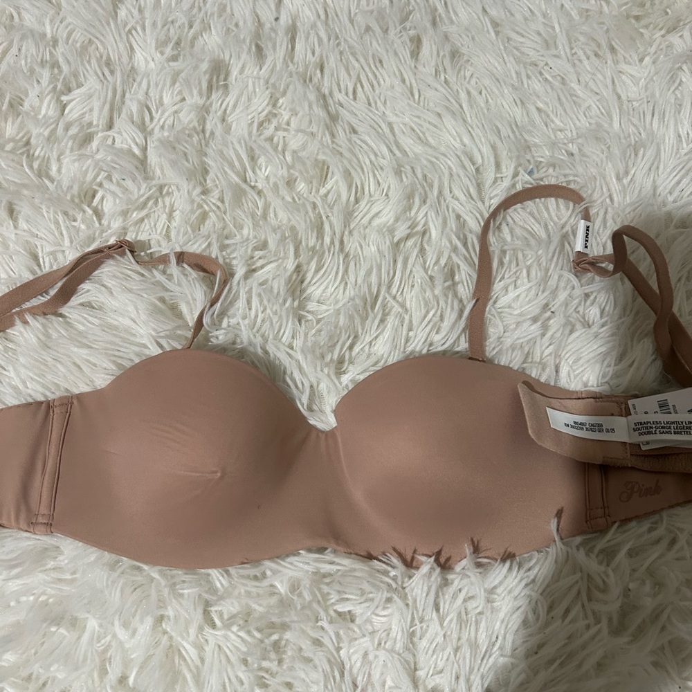 New with tag PINK Victoria's Secret Nude Bra